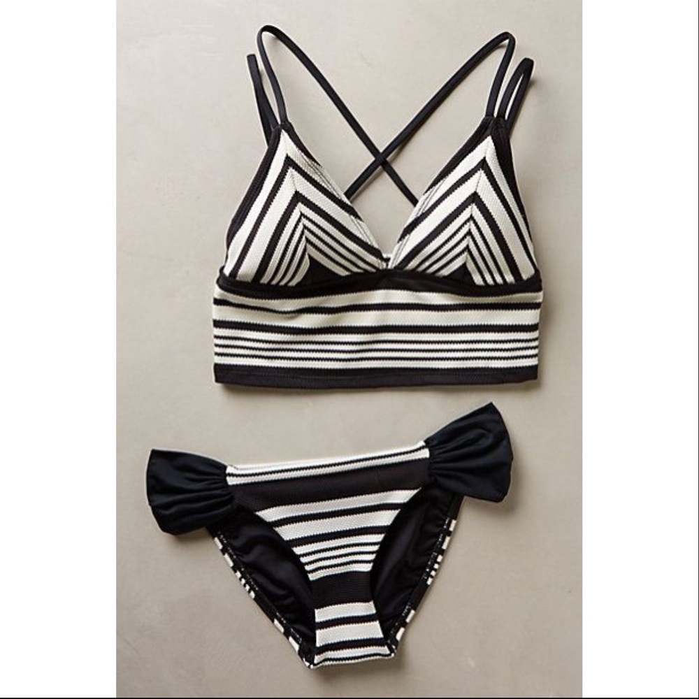 Vitamin A Antibes long-line top and hipsters NWT
